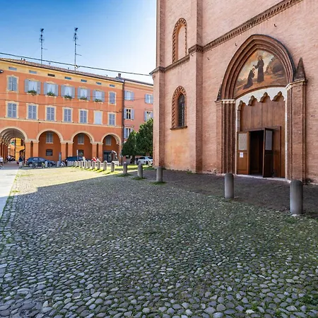 Sapori&motori-rua Muro Piazza San Francesco Lejlighed Modena